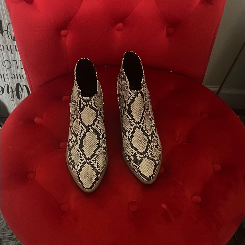 Cream and Black Ankle Boots with Snakeskin Texture